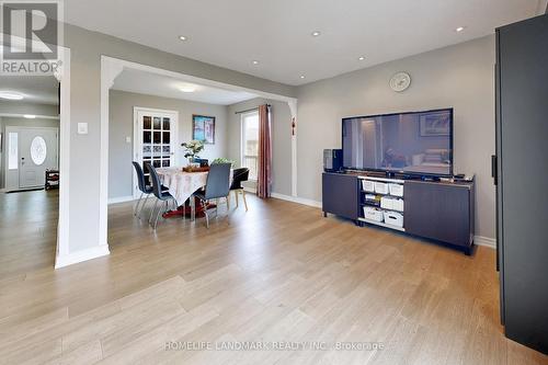 75 Dragoon Crescent, Toronto, ON - Indoor