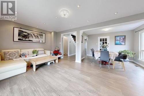75 Dragoon Crescent, Toronto, ON - Indoor