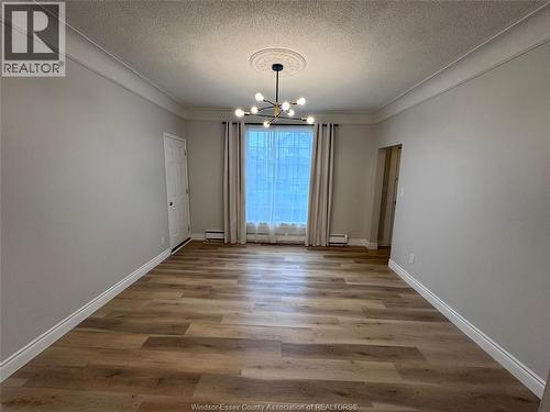 454 VERA PLACE , Windsor, Ontario N9A 5W3 4