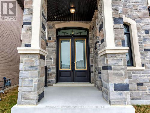 104 GREVILLE STREET E  Vaughan, ON L4H 4P7