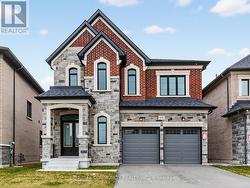 104 GREVILLE STREET E Vaughan, ON L4H 4P7