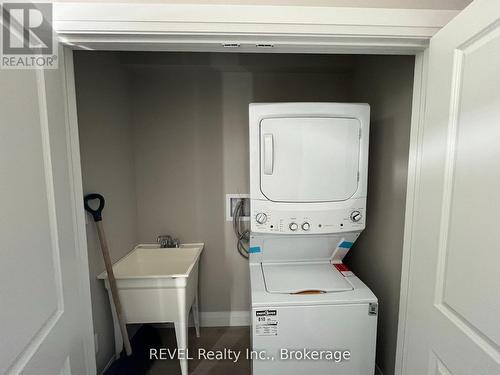 16 Keystone Trail, Welland (Lincoln/Crowland), ON - Indoor Photo Showing Laundry Room