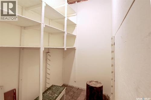 1008 Parklane Drive, Assiniboia, SK - Indoor With Storage