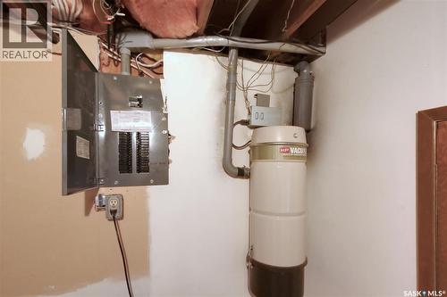 1008 Parklane Drive, Assiniboia, SK - Indoor Photo Showing Basement