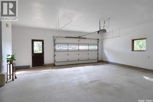 1008 Parklane Drive, Assiniboia, SK - Indoor Photo Showing Garage