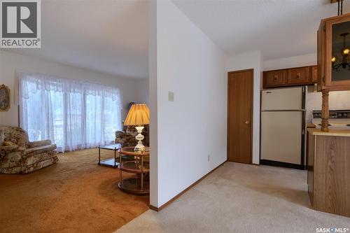 1008 Parklane Drive, Assiniboia, SK - Indoor