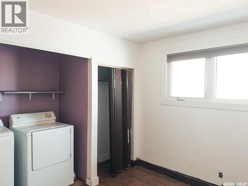 2905 Preston Avenue S, Saskatoon, SK - Indoor Photo Showing Laundry Room