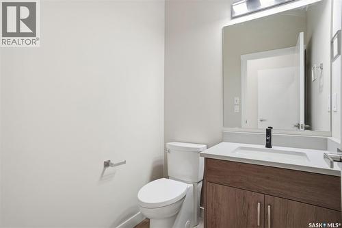 435 Sharma Crescent, Saskatoon, SK - Indoor Photo Showing Bathroom