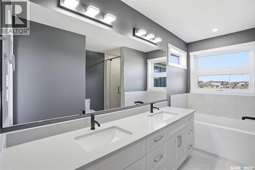 435 Sharma Crescent, Saskatoon, SK - Indoor Photo Showing Bathroom