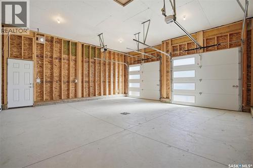 203 Sharma Lane, Saskatoon, SK - Indoor Photo Showing Garage