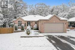 91 BENSON DRIVE Barrie, ON L4N 7Y4