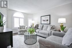 Bright & spacious living room. - 