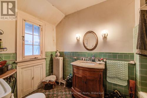 4 piece ensuite bath - 71 Margaret Avenue, Kitchener, ON - Indoor Photo Showing Bathroom