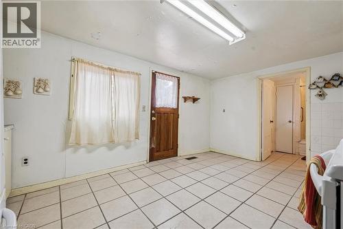 16 Rich Avenue, Cambridge, ON - Indoor Photo Showing Other Room