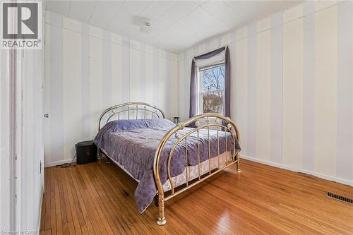 16 Rich Avenue, Cambridge, ON - Indoor Photo Showing Bedroom