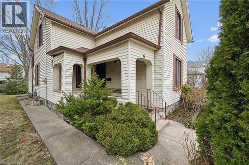 16 Rich Avenue, Cambridge, ON - Outdoor