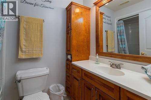 3009 Solomon Way, Terrace, BC - Indoor Photo Showing Bathroom