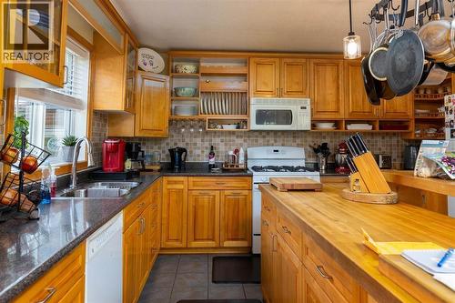 3009 Solomon Way, Terrace, BC - Indoor Photo Showing Kitchen With Double Sink
