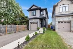 688 DUNN AVENUE Hamilton, ON L8H 6M6