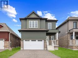 32 HILLCROFT WAY Kawartha Lakes, ON K0M 1A0