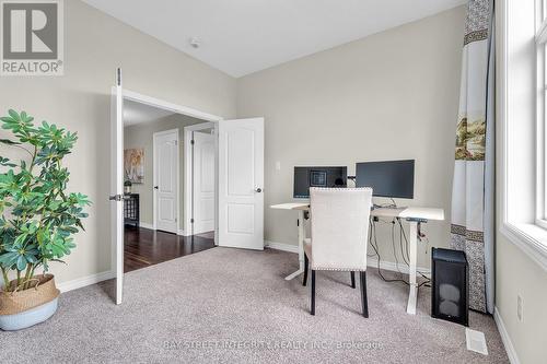566 Bradwell Chase, London North, ON - Indoor Photo Showing Office