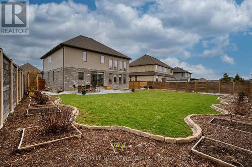 566 Bradwell Chase, London North, ON - Outdoor