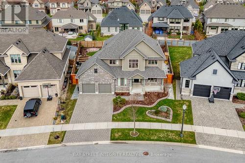 566 Bradwell Chase, London North, ON - Outdoor With Facade