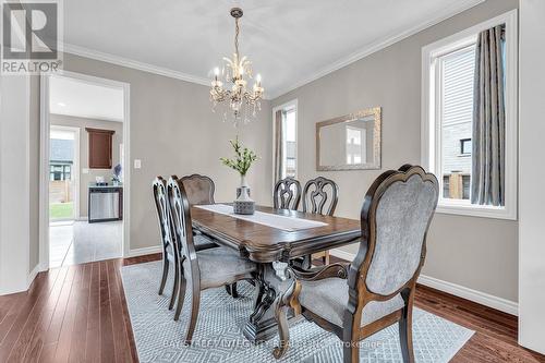 566 Bradwell Chase, London North, ON - Indoor Photo Showing Dining Room