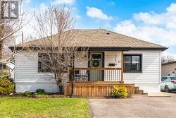 117 NORFOLK AVENUE Cambridge, ON N1R 3V1