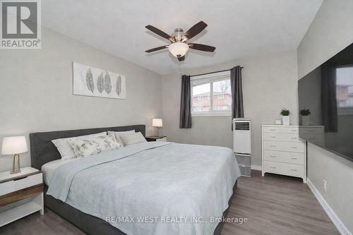 361 Dwight Avenue, Oshawa, ON - Indoor Photo Showing Bedroom