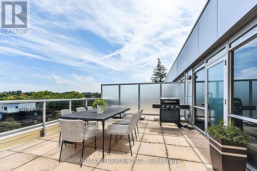 513 - 8302 Islington Avenue, Vaughan, ON - Outdoor