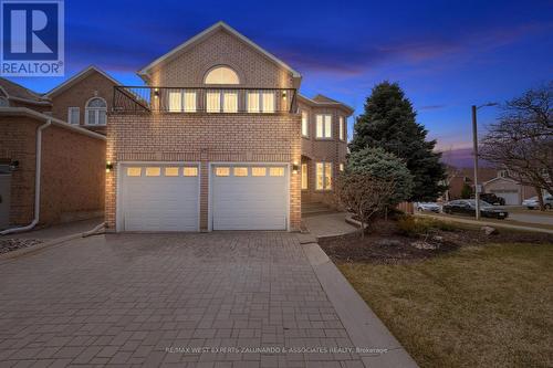 1 LANTERNA CRESCENT  Vaughan, ON L4H 1C1