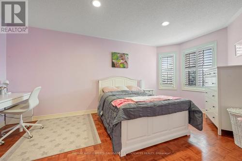 1 Lanterna Crescent, Vaughan, ON - Indoor Photo Showing Bedroom