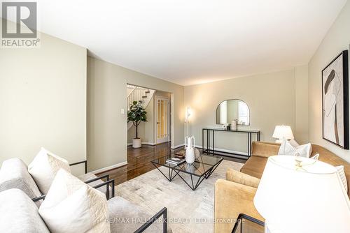 85 Colvin Crescent, Vaughan, ON - Indoor Photo Showing Living Room