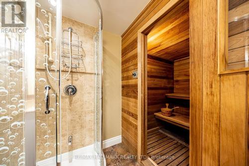 85 Colvin Crescent, Vaughan, ON - Indoor Photo Showing Bathroom