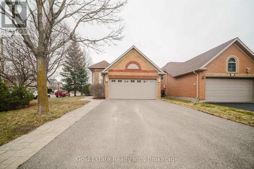 59 ROYAL ORCHARD DRIVE  Brampton, ON L6X 4M5