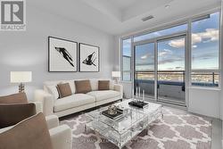 LPH01 - 395 DUNDAS STREET W Oakville, ON L6M 4M2