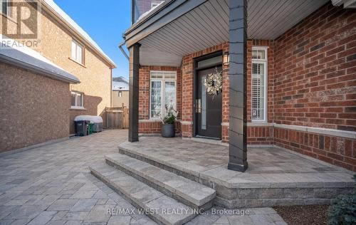 3374 Artesian Drive, Mississauga, ON - Outdoor