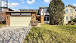 349 BANBURY ROAD Toronto, ON M2L 2V2