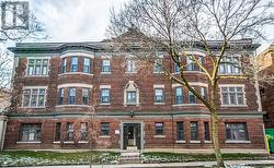 2 - 48 LAWTON BOULEVARD Toronto, ON M4V 1Z5