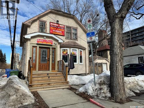 2416 14Th Avenue, Regina, SK 