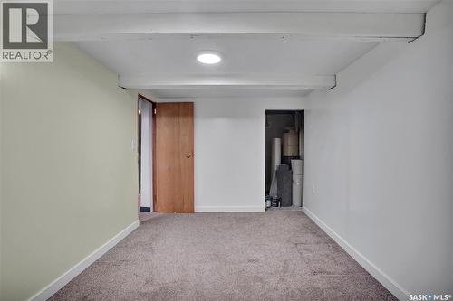 219 27Th Street W, Saskatoon, SK - Indoor Photo Showing Other Room