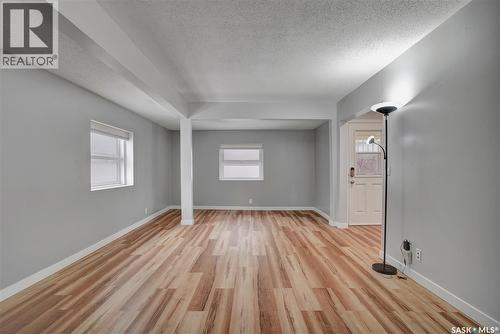 219 27Th Street W, Saskatoon, SK - Indoor Photo Showing Other Room