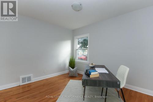 274 Queen Mary Street, Ottawa, ON - Indoor