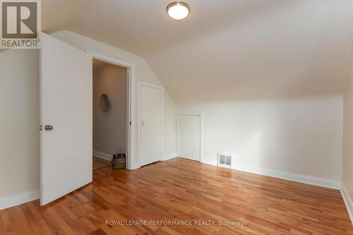 274 Queen Mary Street, Ottawa, ON - Indoor Photo Showing Other Room