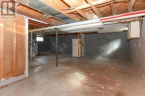 274 Queen Mary Street, Ottawa, ON - Indoor Photo Showing Basement