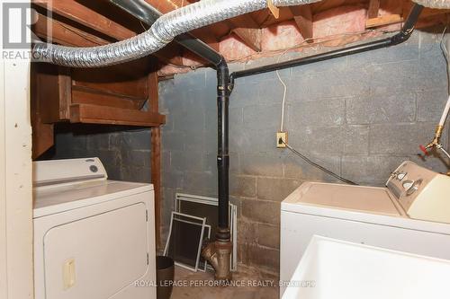 274 Queen Mary Street, Ottawa, ON - Indoor Photo Showing Laundry Room