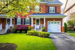 20 ROBERTSON ROAD Niagara-On-The-Lake (Glendale), ON L0S 1J0