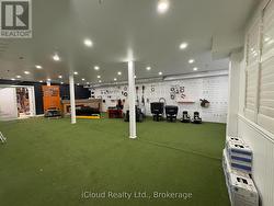 6 - 1060 BRITANNIA ROAD E  Mississauga, ON L4W 4T1