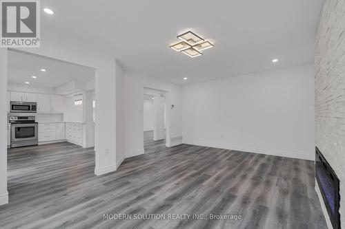 168 Fusilier Drive, Hamilton, ON - Indoor Photo Showing Other Room